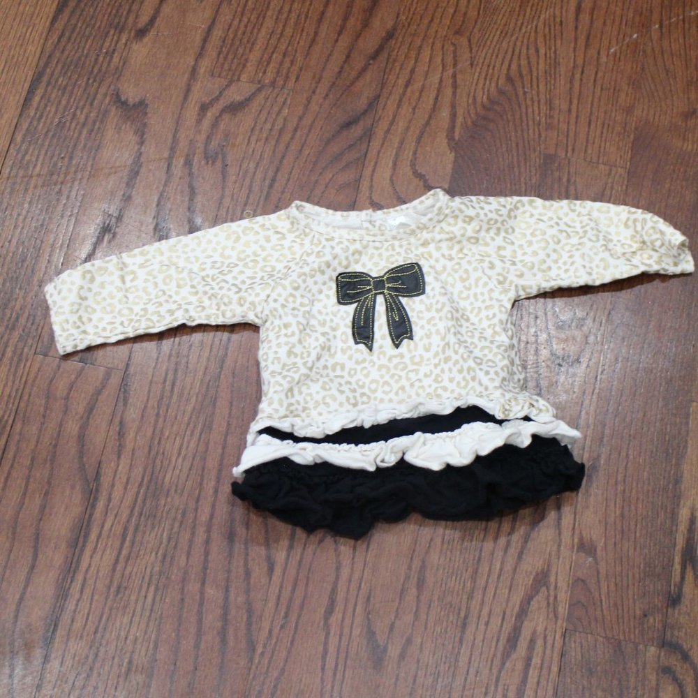 EUC! LEOPARD PRINT L/S TOP SZ 9MOS. PETIT LEM